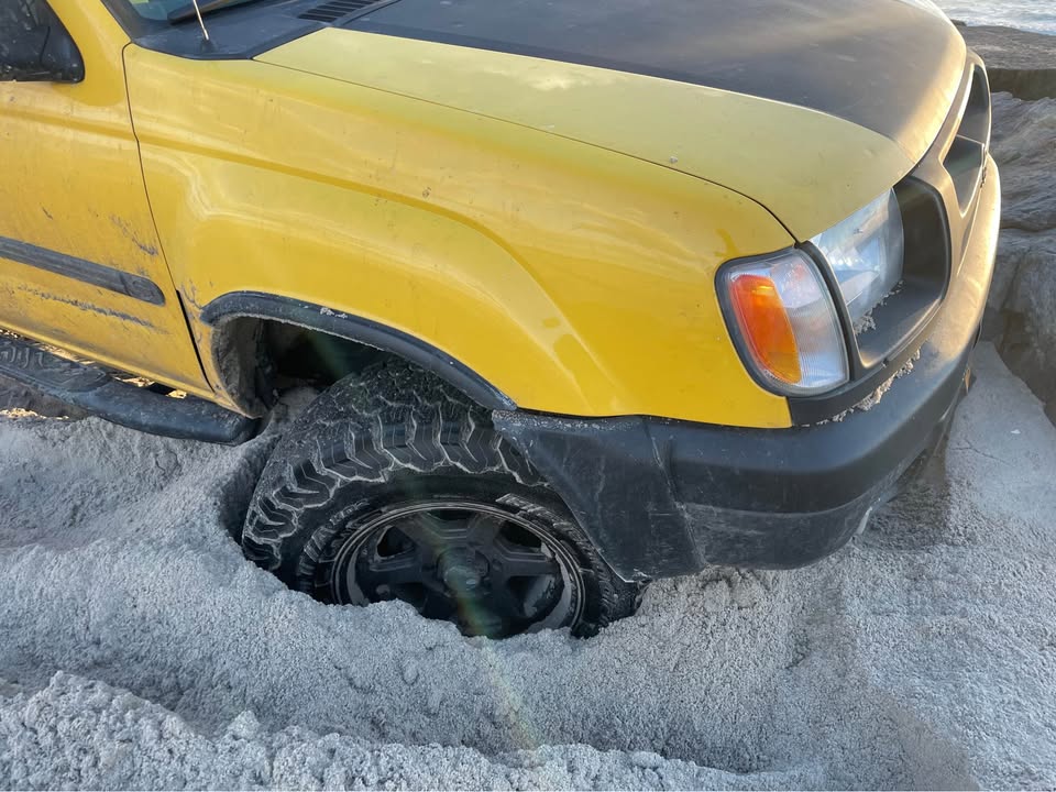 2000 Nissan Xterra · XE Sport Utility 4D (photo 7) — photo 7