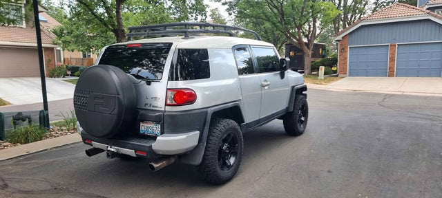 2007 Toyota FJ Cruiser · Sport Utility 2D — photo 3