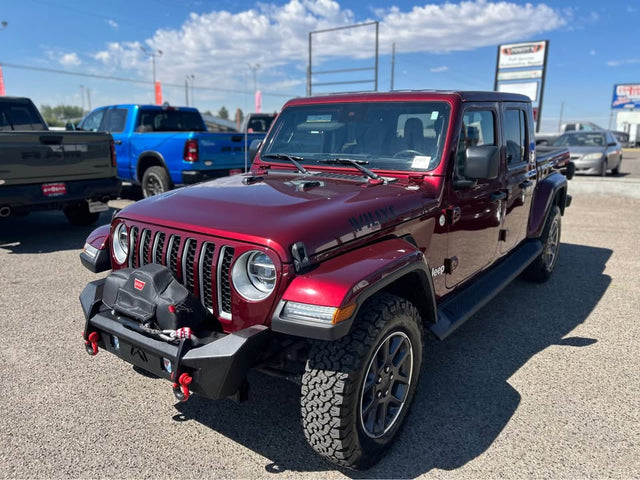 2021 Jeep Gladiator · Overland Pickup 4D 5 ft — photo 2