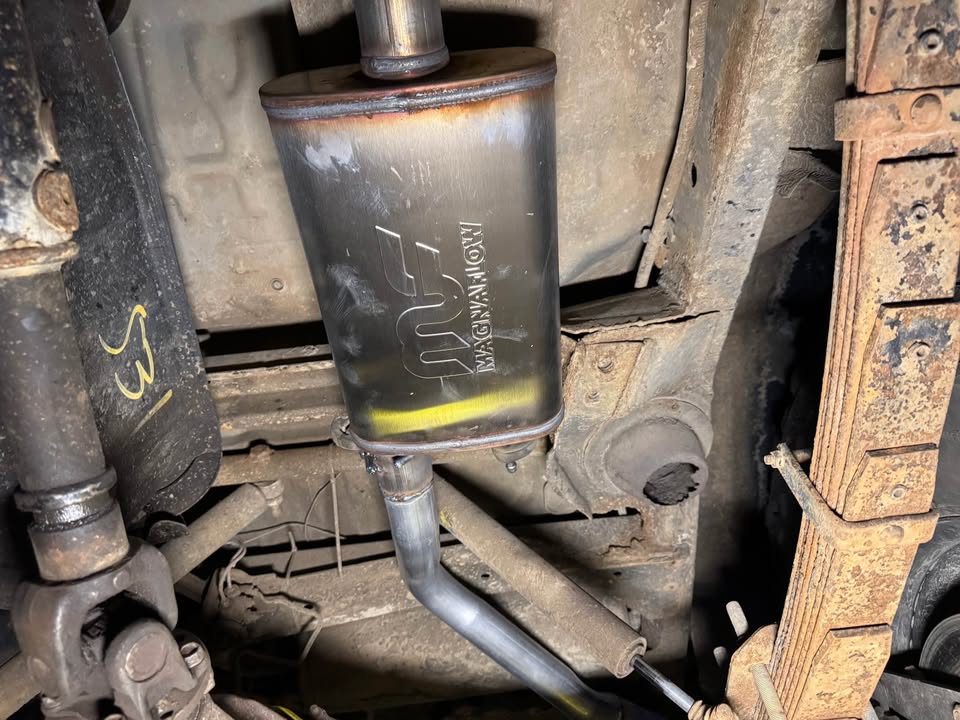 1993 Toyota 4Runner · SR5 Sport Utility 4D in Oregon City, OR (photo 5)