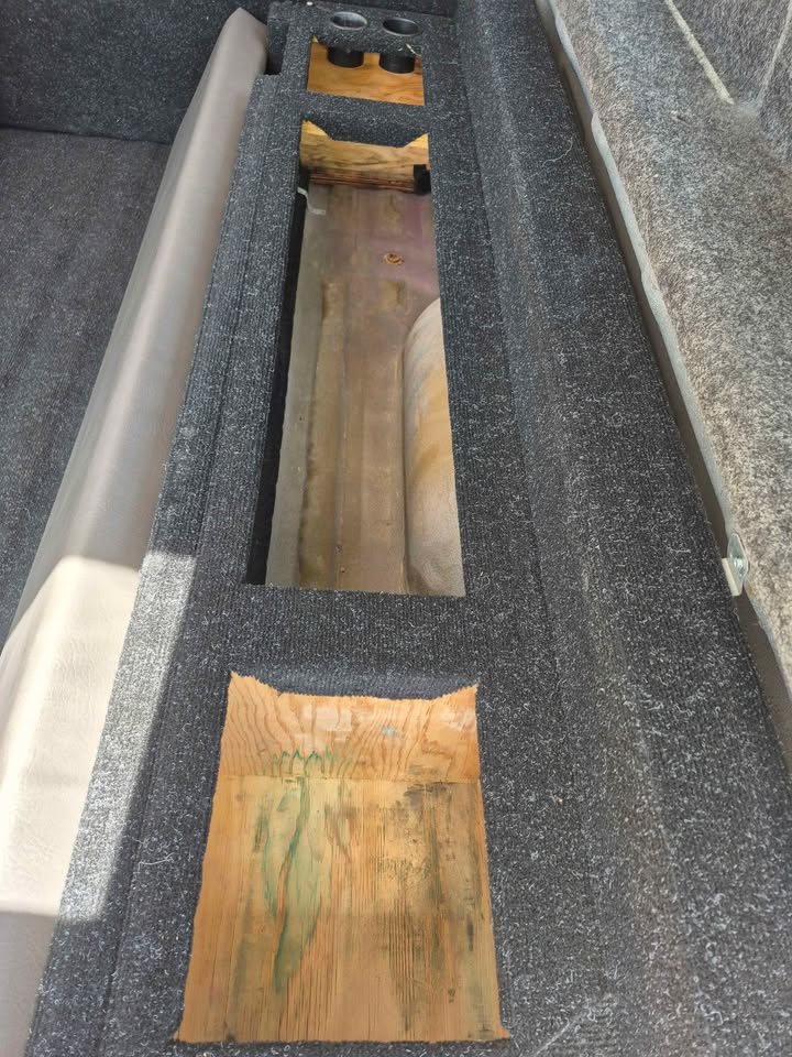 FlipPac(First with cash gets it)want the bed set up it comes with, free. Camper alone is in Tucson, AZ (photo 9) — photo 9