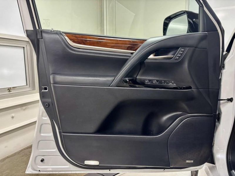 2018 Lexus LX LX 570 | DUAL REAR DVD | MARK LEV. SOUND in Portland, OR (photo 11) — photo 11