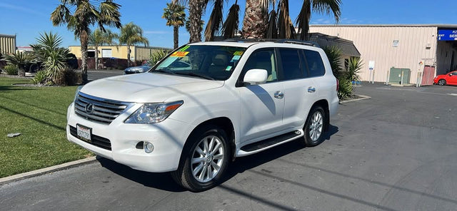 2011 Lexus LX · LX 570 Sport Utility 4D — photo 3
