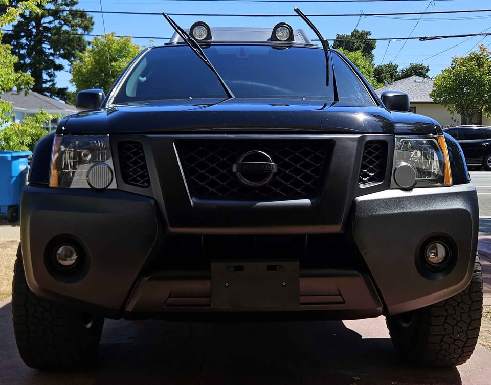 2011 Nissan Xterra · PRO-4X Sport Utility 4D in San Mateo, CA (photo 5) — photo 5