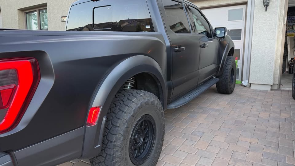 2021 Ford Raptor w/Midtravel in Reno, NV (photo 9) — photo 9