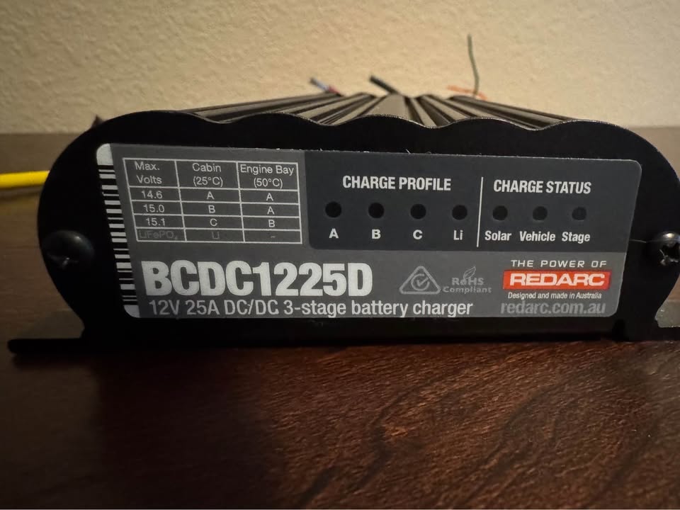 Redarc bcdc battery charger in Pueblo, CO (photo 2) — photo 2