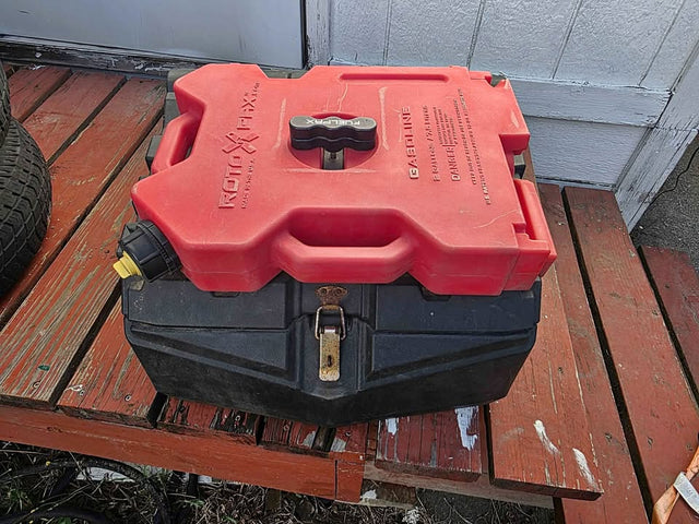 RZR Xp 100 Rear Cargo Box with Rotopax 2 Gal Gas Can in Longview, WA (photo 1)