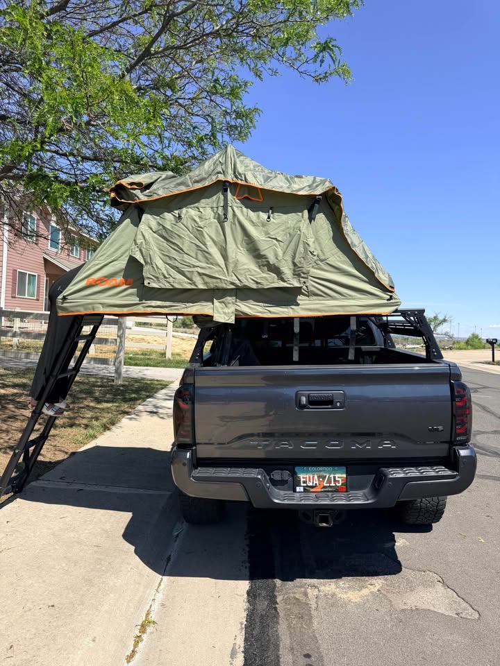 ROAM vagabond roof top tent in Thornton, CO (photo 4) — photo 4