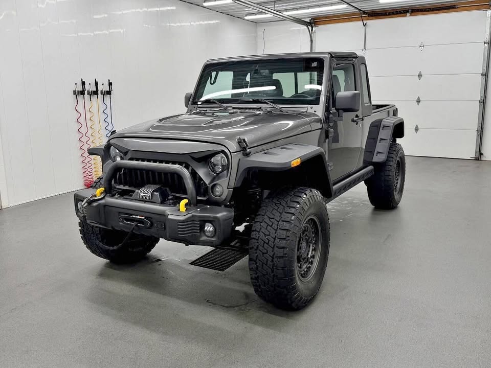 2016 Jeep Wrangler Unlimited Sahara 4x4 4dr SUV in Hudsonville, MI (photo 1) — photo 1