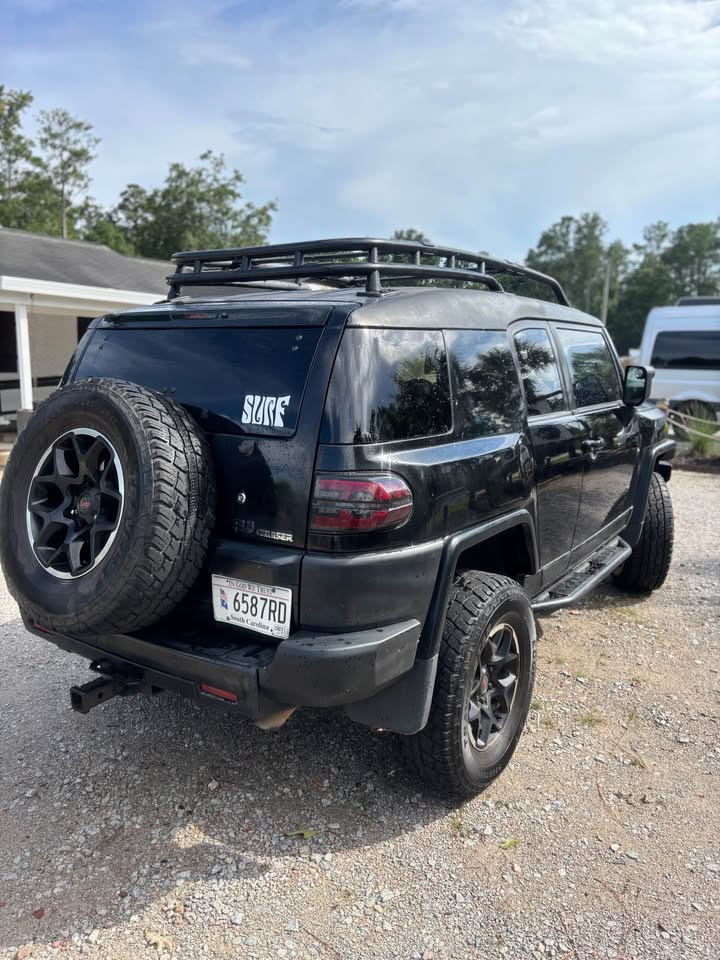 2007 Toyota FJ Cruiser · Sport Utility 2D (photo 9) — photo 9