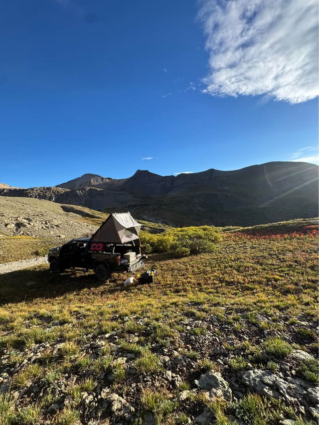 Roofnest Hard Shell Rooftop Tent — photo 2