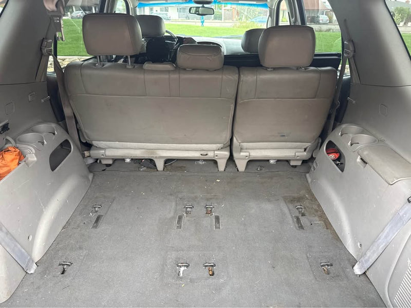 2004 Toyota Sequoia · SR5 Sport Utility 4D in Scottsdale, AZ (photo 10) — photo 10