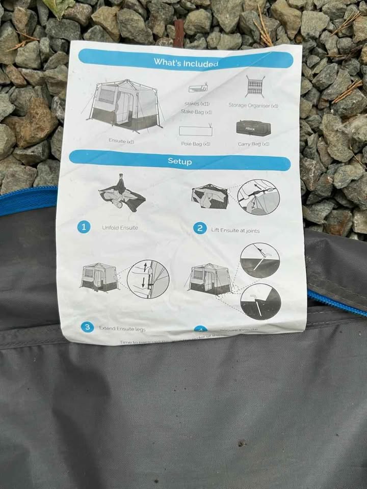 Joolca double shower stall pop-up tent in Auburn, CA (photo 10) — photo 10