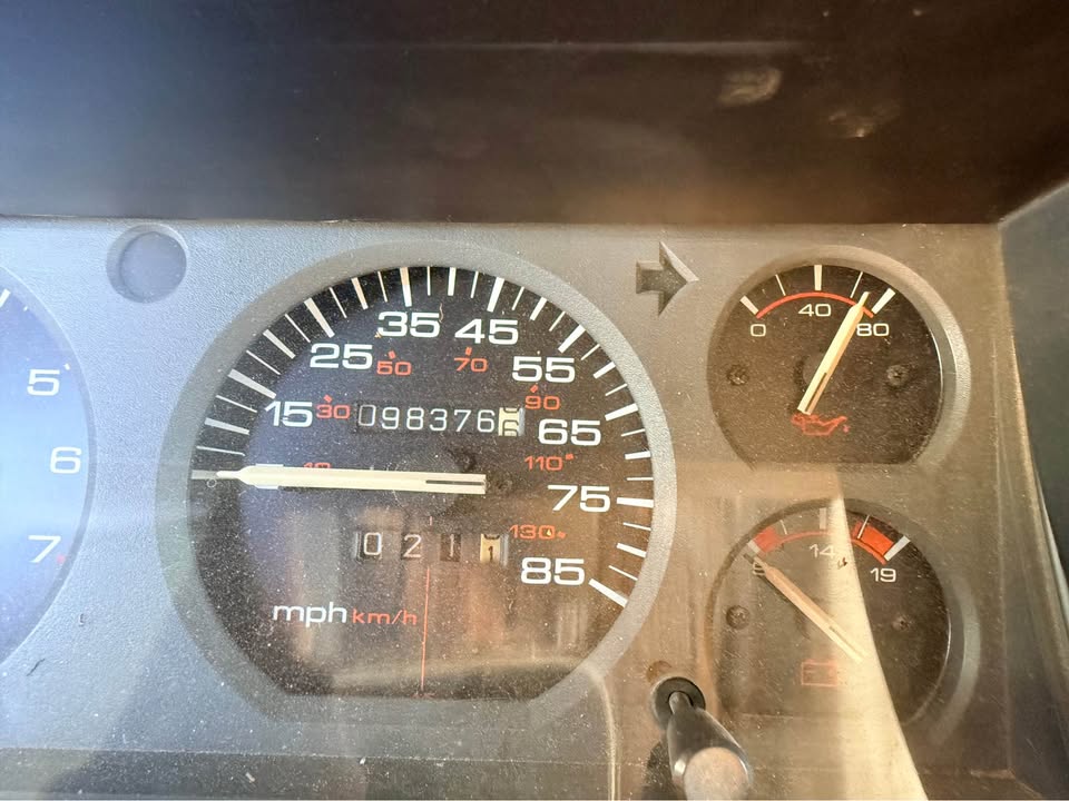 1993 Jeep Cherokee XJ 4x4 – 98K Original Miles – 2 Owner – 4.0L (photo 8) — photo 8