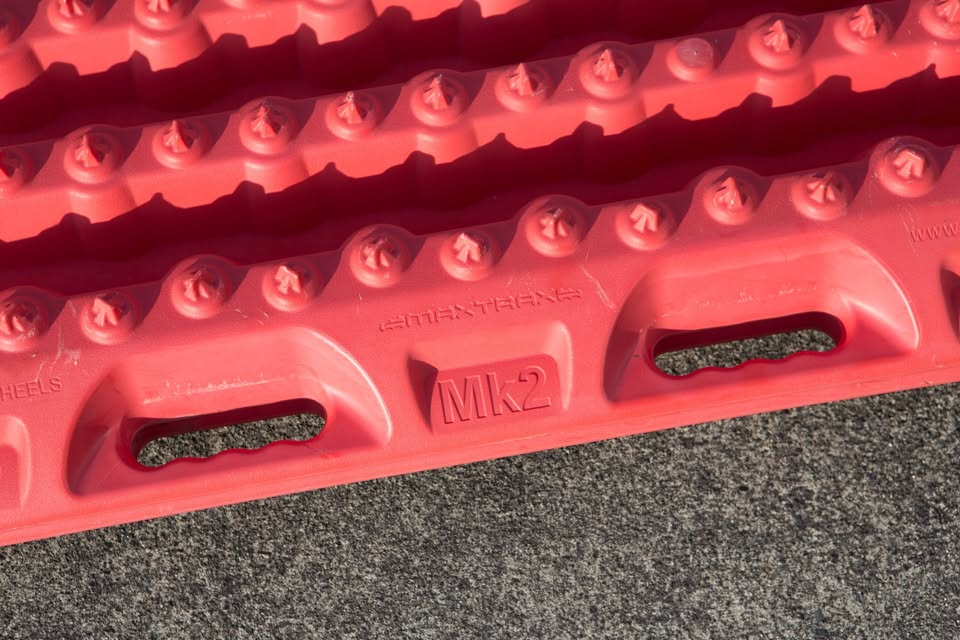 MAXTRAX MKII Recovery Traction Boards - Set of 2 (Offroad / Overlanding) in Castle Rock, WA (photo 4) — photo 4