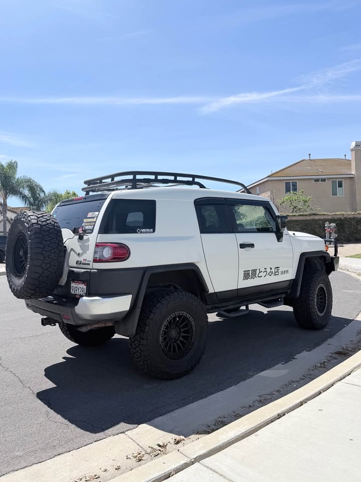 2012 Toyota FJ Cruiser · Sport Utility 2D in Corona, CA (photo 2) — photo 2