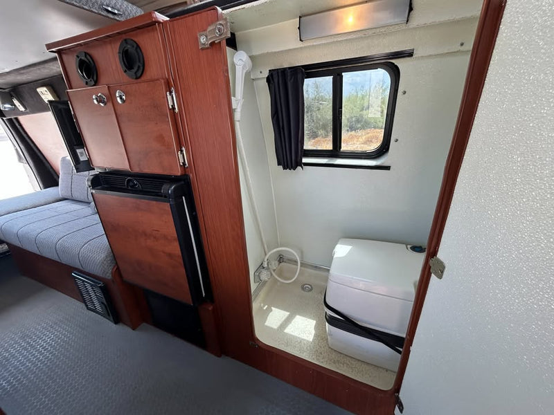 2008 Chevy Express 3500 Sportsmobile Pop Top Van EX-L in Gold Canyon, AZ (photo 8) — photo 8