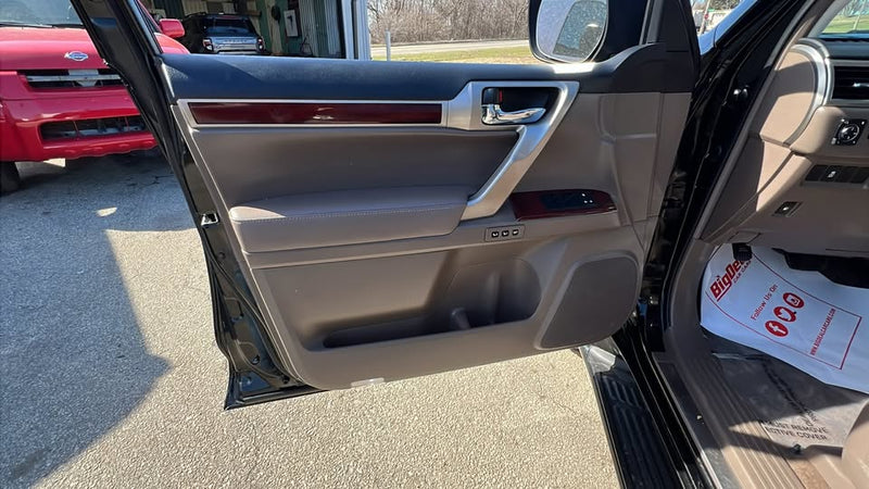 2011 Lexus GX in Pleasant Hill, IA (photo 10) — photo 10