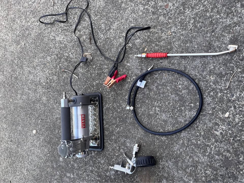 VIAIR 400p-RVS Automatic Portable Compressor (photo 4) — photo 4