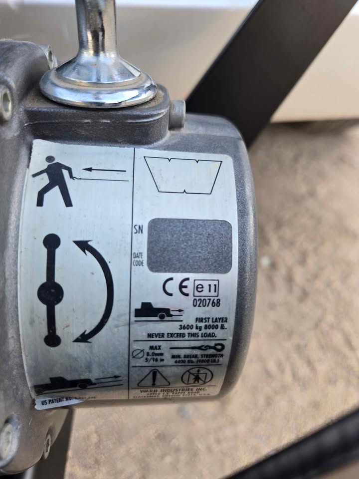 8k Warn Winch with Hitch mount in Phoenix, AZ (photo 2) — photo 2