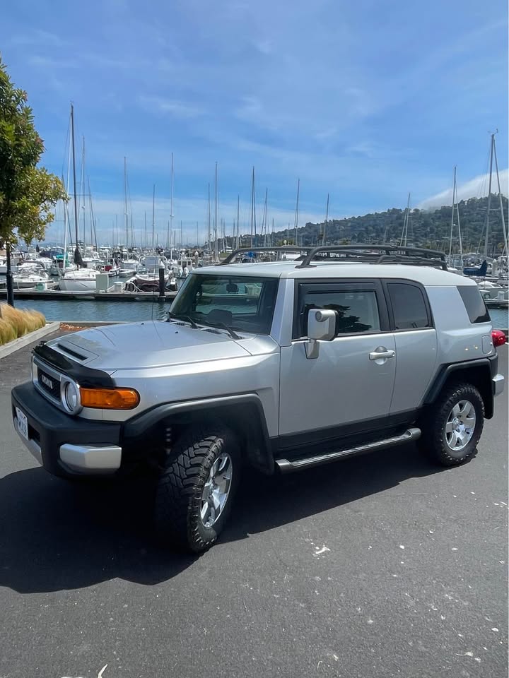 2007 Toyota FJ Cruiser · Sport Utility 2D in West Sacramento, CA (photo 3) — photo 3