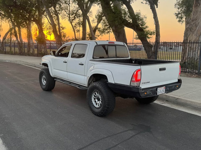 2011 Toyota Tacoma · 4WD 4D — photo 3