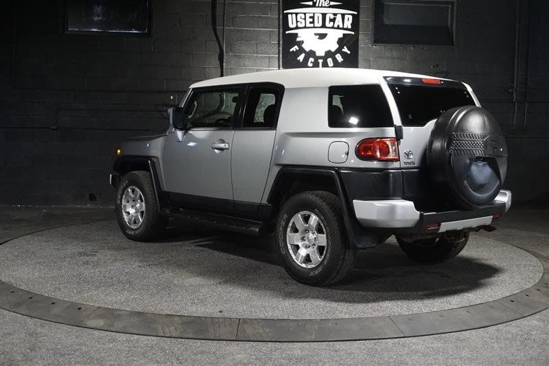 2010 Toyota FJ Cruiser in Salt Lake City, UT (photo 5) — photo 5
