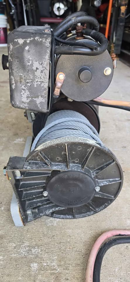 Warn M8274 Winch — photo 2