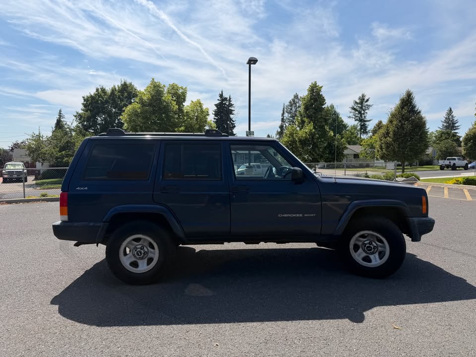 2000 Jeep Cherokee XJ Sport 4x4 4.0L I6 NP242 Full-Time 4WD/AWD in Spokane, WA (photo 5) — photo 5