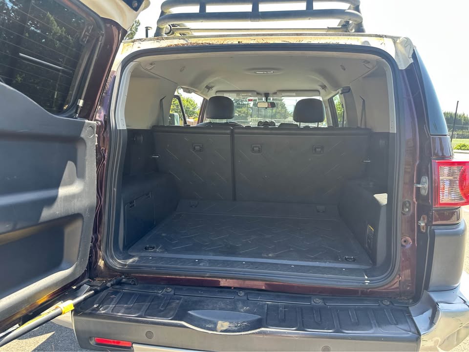 2007 Toyota FJ Cruiser (photo 8) — photo 8