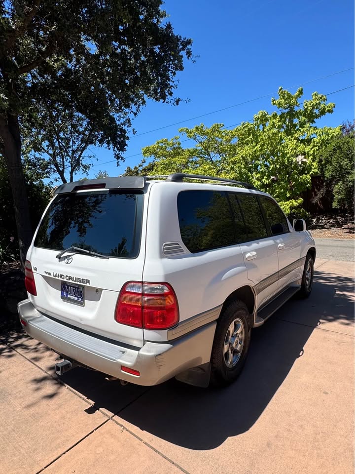 2001 Toyota Landcruiser · Sport Utility 4D in Sonoma, CA (photo 5)