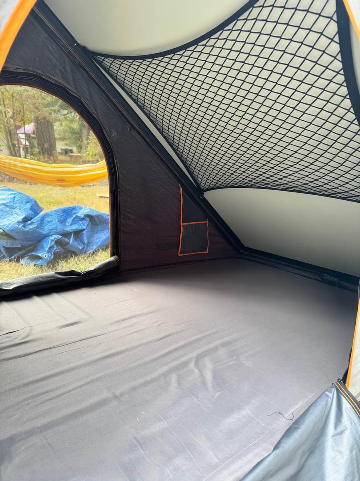 Roofnest Falcon Rooftop Tent in Lacey, WA (photo 4) — photo 4