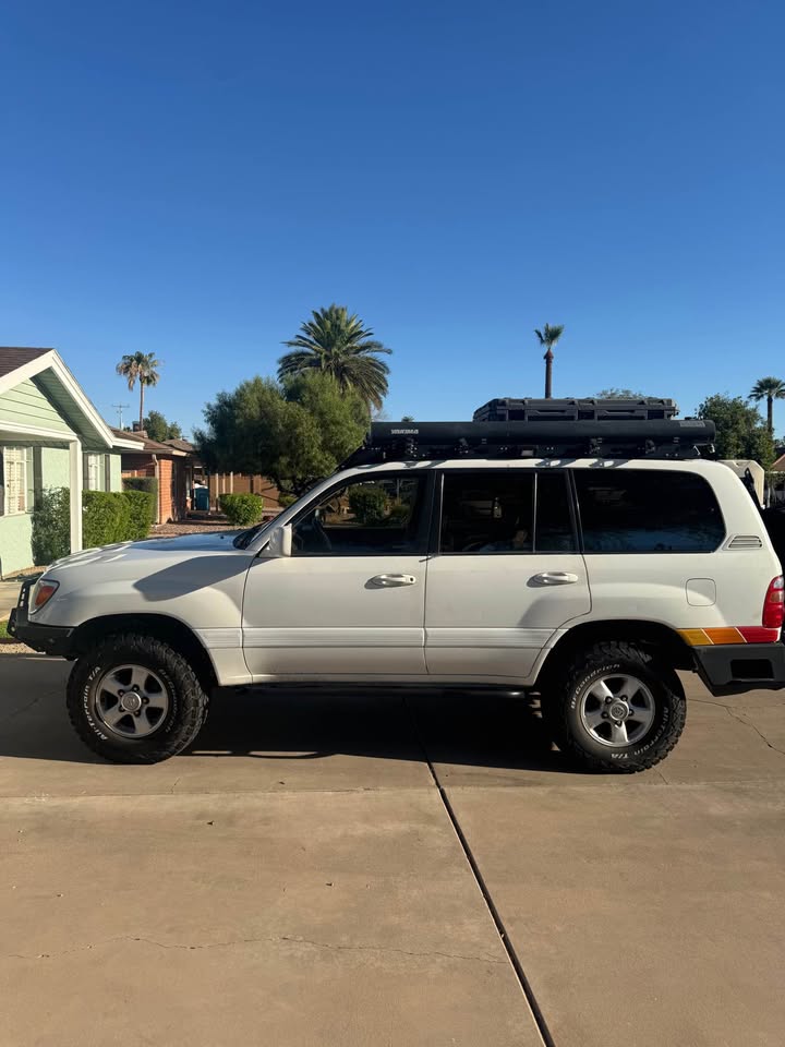 1999 Toyota Landcruiser · Sport Utility 4D in Phoenix, AZ (photo 3)