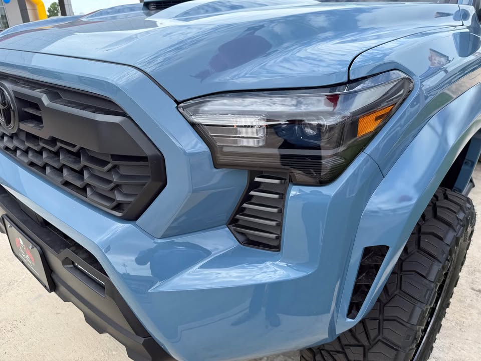 2026 Toyota Tacoma · SR5 in San Antonio, TX (photo 5) — photo 5