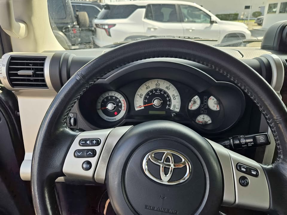 2012 Toyota FJ Cruiser · Base in Austin, TX (photo 2) — photo 2
