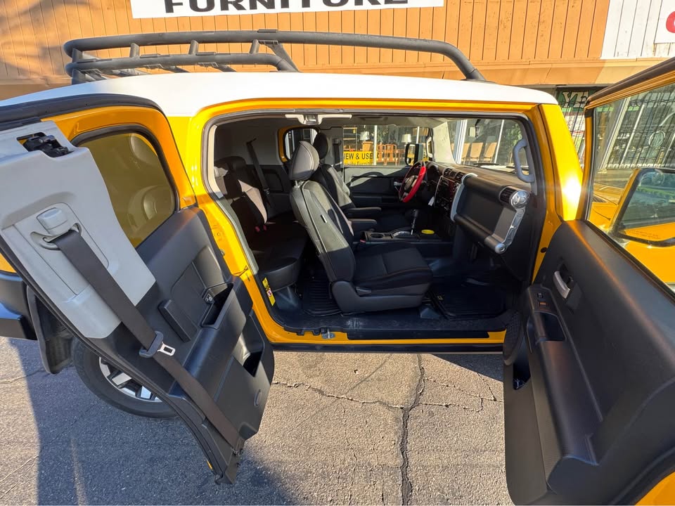 2008 Toyota FJ Cruiser · RWD in Sacramento, CA (photo 2) — photo 2