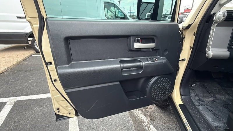 2008 Toyota FJ (photo 9) — photo 9