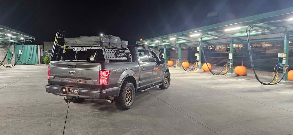 Overland Vehicle Systems LD TMBK 3 Person Soft Shell Roof Top Tent in Colorado Springs, CO (photo 7) — photo 7
