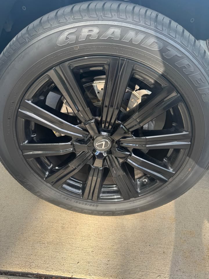 2016 Lexus LX · LX 570 Sport Utility 4D in Golden, CO (photo 5) — photo 5