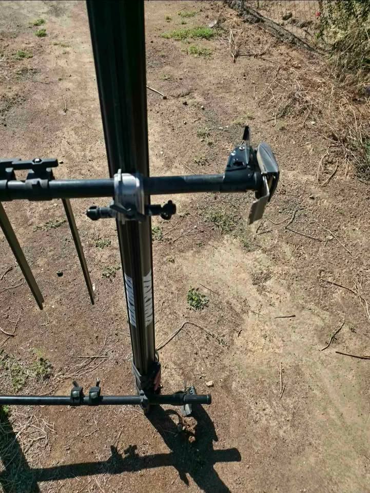 Yakima roof rack in Sanger, CA (photo 4)