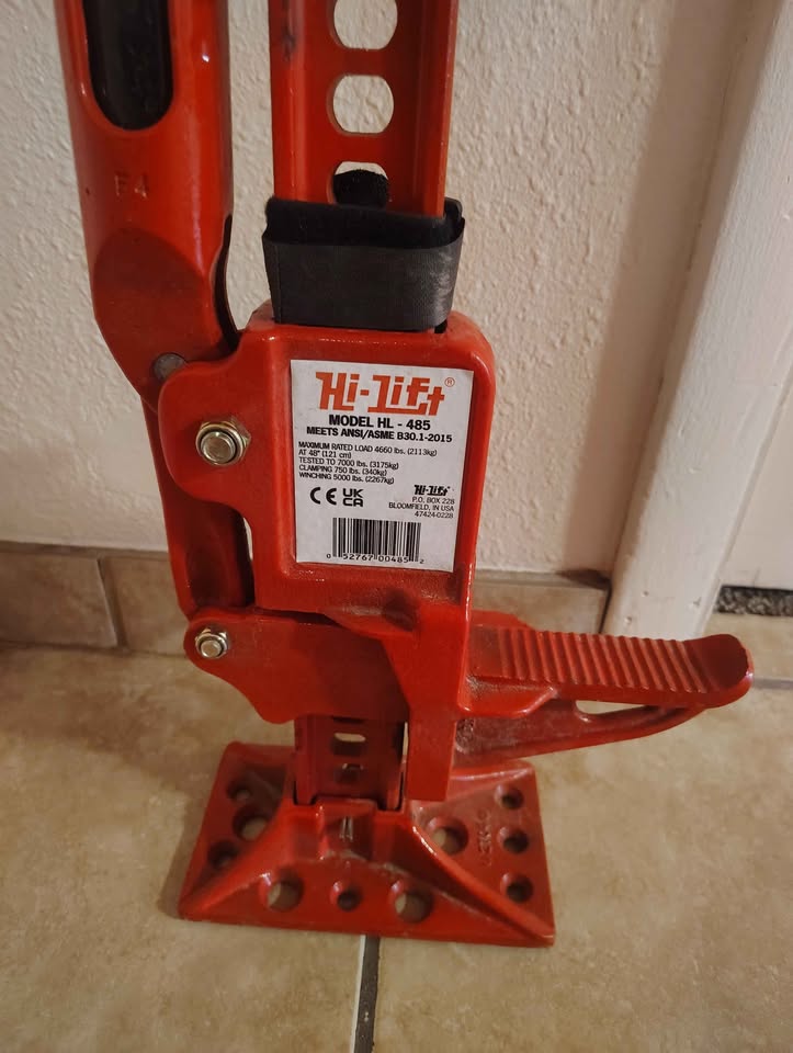 Hi lift Jack for sale (photo 2) — photo 2