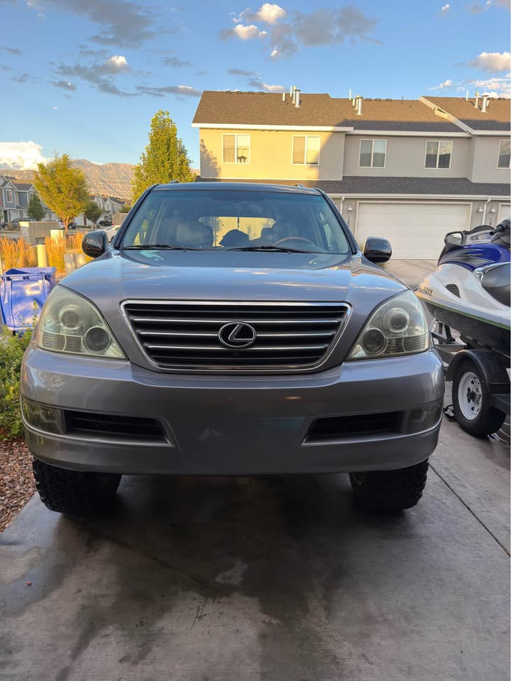 2004 Lexus GX · GX 470 Sport Utility 4D in Saratoga Springs, UT (photo 5) — photo 5