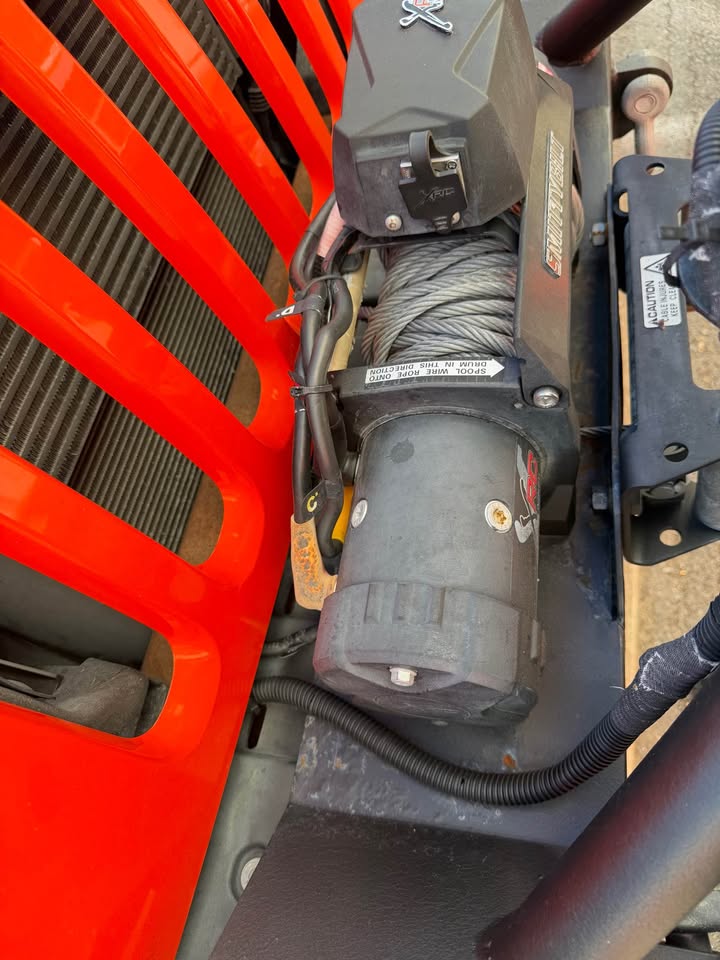 Smittybilt XRC 9,500 lb Winch + Remote Connector – Needs Wiring in Seattle, WA (photo 4) — photo 4