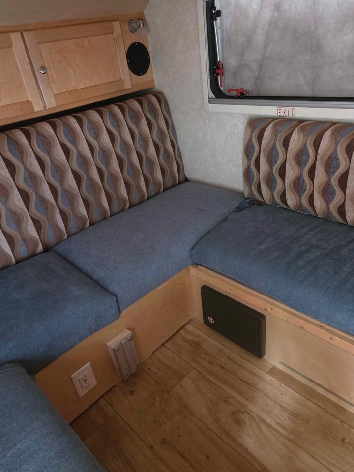 T@b teardrop camper in Denver, CO (photo 8) — photo 8