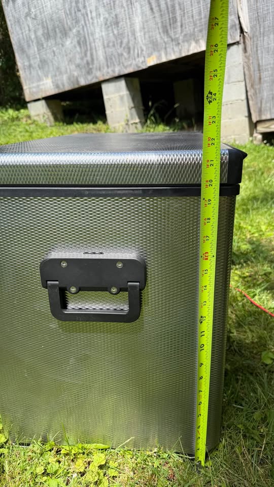 National Luna Legacy Dual Control Fridge Freezer in Church Hill, TN (photo 9) — photo 9