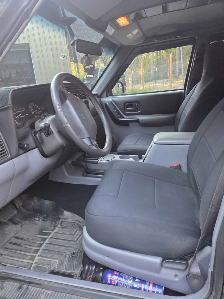 1997 Jeep Cherokee · Sport 4D in Bremerton, WA (photo 6) — photo 6