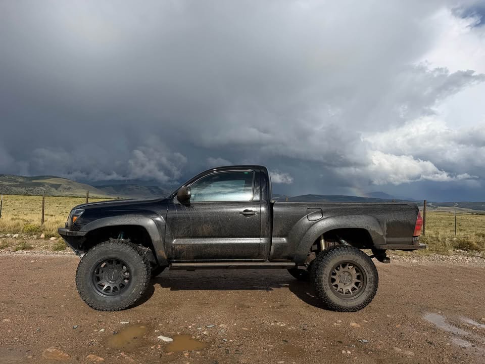 2012 Toyota Tacoma Regular Cab · Pickup 2D 6 ft (photo 10) — photo 10