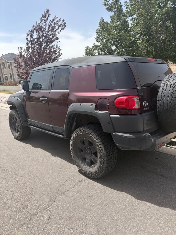 2008 Toyota FJ Cruiser in Draper, UT (photo 8)