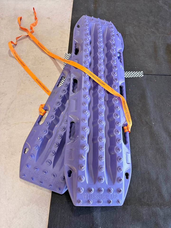 MaxTrax Traction Boards (photo 1)