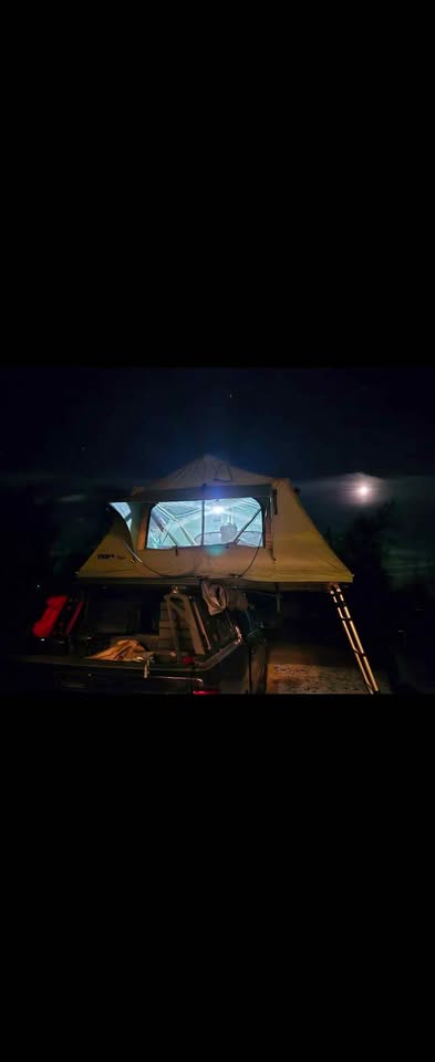 Thule tepui rooftop tent in Chicago, IL (photo 5) — photo 5